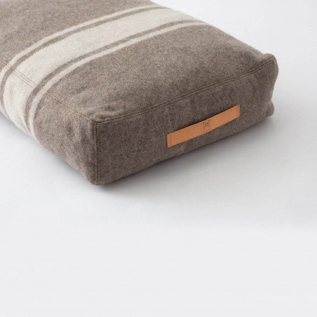 Coussin en laine ELLIOTT 2.8
